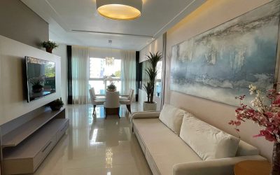 Apartamento com 197m², 3 dormitórios, 3 suítes, 2 vagas, no bairro Pioneiros em Balneário Camboriú para Comprar