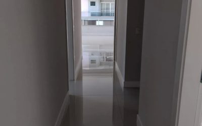 Apartamento com 263m², 3 dormitórios, 3 suítes, 3 vagas, no bairro Centro em Balneário Camboriú para Comprar