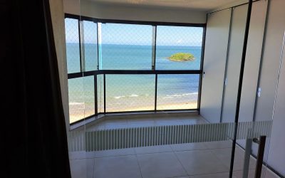 Apartamento com 0m², 4 dormitórios, 4 suítes, 2 vagas, no bairro Centro em Balneário Camboriú para Comprar