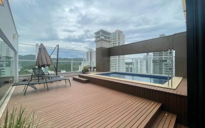 Apartamento com 0m², 3 dormitórios, 1 suíte, 4 vagas, no bairro Centro em Balneário Camboriú para Comprar