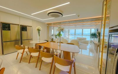 Apartamento com 0m², 4 dormitórios, 4 suítes, 3 vagas, no bairro Centro em Balneário Camboriú para Comprar