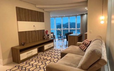 Apartamento com 0m², 3 dormitórios, 3 suítes, 3 vagas, no bairro Centro em Balneário Camboriú para Comprar