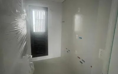 Apartamento com 0m², 4 dormitórios, 2 suítes, 3 vagas, no bairro Centro em Balneário Camboriú para Comprar