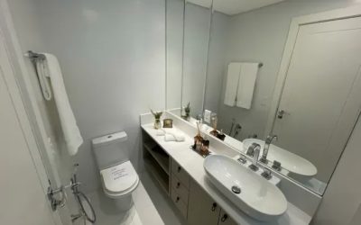 Apartamento com 0m², 3 dormitórios, 3 suítes, 4 vagas, no bairro Centro em Balneário Camboriú para Comprar
