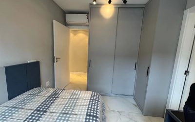 Apartamento com 0m², 3 dormitórios, 3 suítes, 2 vagas, no bairro Centro em Balneário Camboriú para Comprar