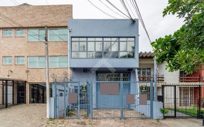 Pavilhão com 400m², 3 vagas, no bairro São Geraldo em Porto Alegre para Comprar