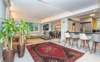 Apartamento com 131m², 3 dormitórios, 3 suítes, 1 vaga, no bairro Auxiliadora em Porto Alegre para Comprar