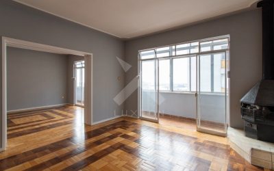 Apartamento com 158m², 3 dormitórios, 1 suíte, 1 vaga, no bairro Independência em Porto Alegre para Comprar ou Alugar
