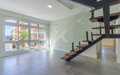 Cobertura com 155m², 2 dormitórios, 2 suítes, 1 vaga, no bairro Higienópolis em Porto Alegre para Comprar