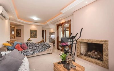 Apartamento com 164m², 3 dormitórios, 3 suítes, 2 vagas, no bairro Petrópolis em Porto Alegre para Comprar