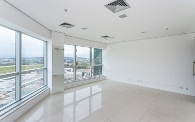 Salas/Conjuntos com 44m², 1 vaga, no bairro Cristal em Porto Alegre para Comprar