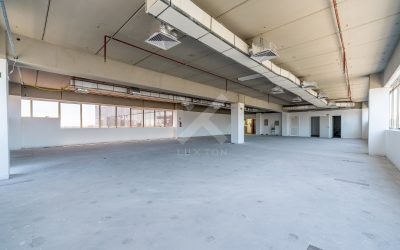 Salas/Conjuntos com 318m², 8 vagas, no bairro Auxiliadora em Porto Alegre para Comprar ou Alugar