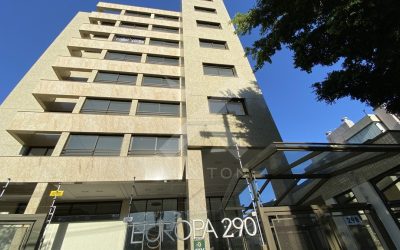 Apartamento com 78m², 2 dormitórios, 2 suítes, 1 vaga, no bairro Petrópolis em Porto Alegre para Comprar