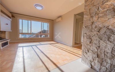 Apartamento com 128m², 3 dormitórios, 3 suítes, 2 vagas, no bairro Moinhos de Vento em Porto Alegre para Comprar