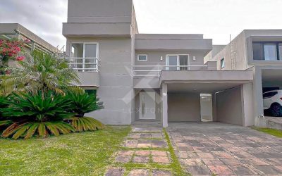 Casa em Condominio com 384m², 4 dormitórios, 4 suítes, 4 vagas, no bairro Belém Novo em Porto Alegre para Comprar ou Alugar