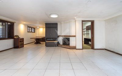 Casa em Condominio com 400m², 3 dormitórios, 1 suíte, 3 vagas, no bairro Boa Vista em Porto Alegre para Comprar ou Alugar